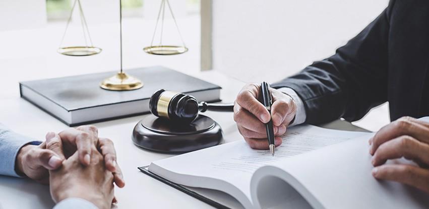 Real estate contracts can now also be done by lawyers